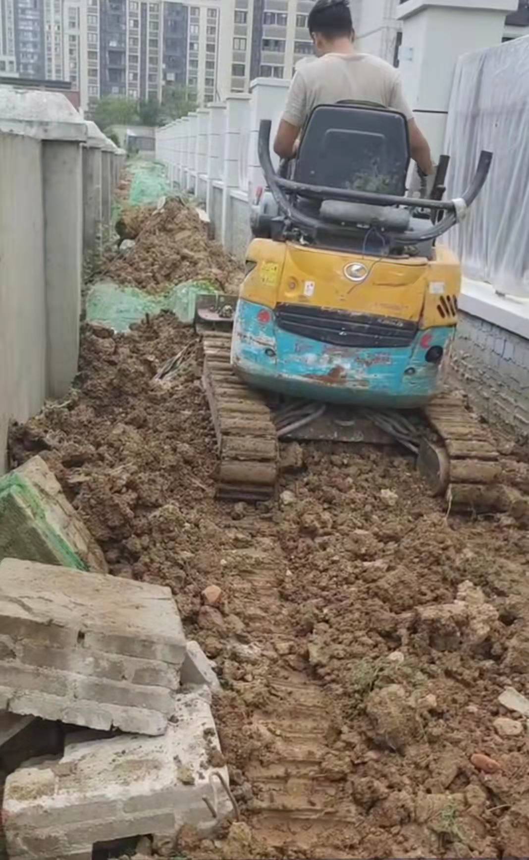 2022年小型挖掘機(jī)的市場(chǎng)發(fā)展前景分析！(圖1)